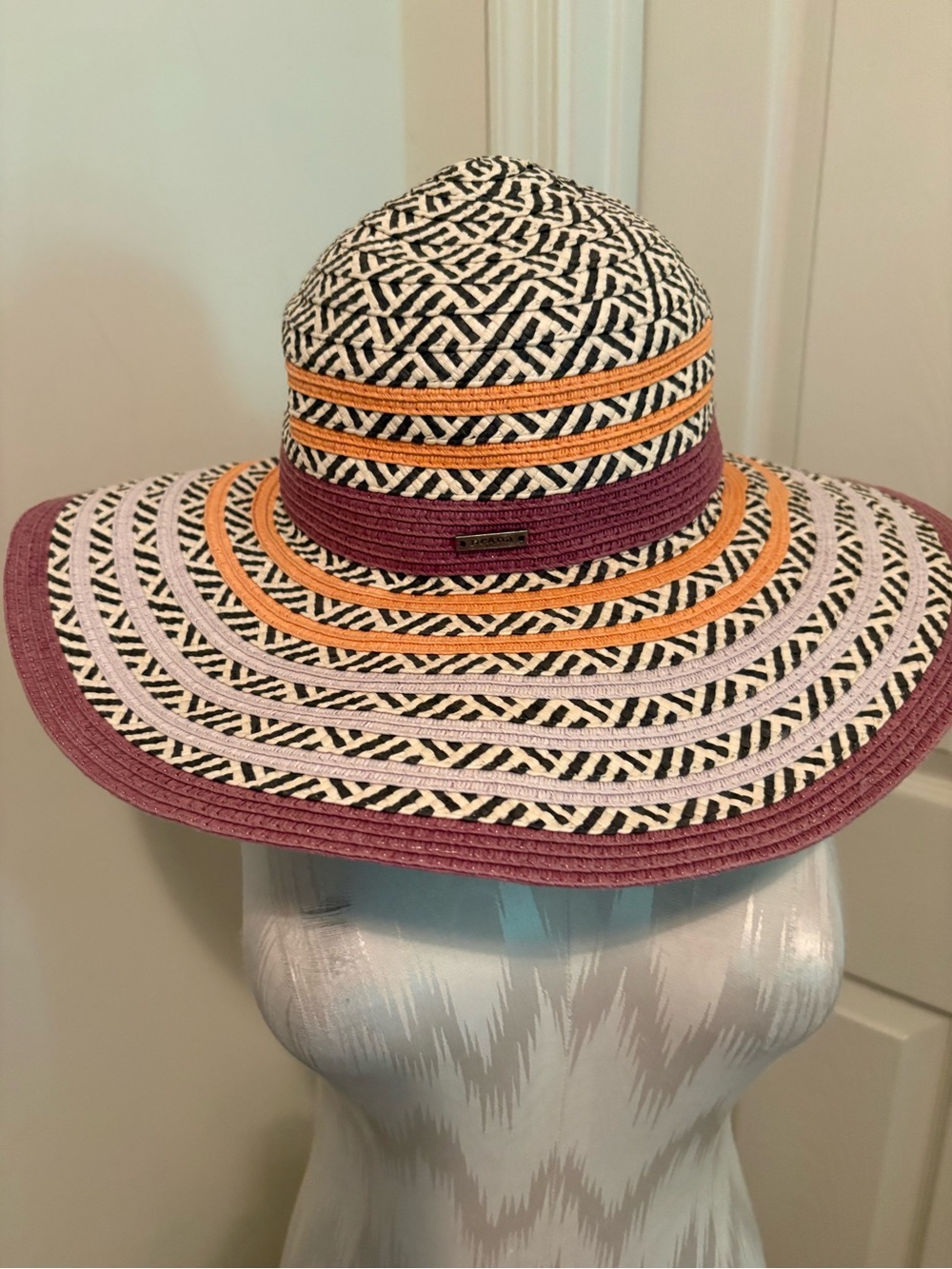 Prana Women’s Wide Brim Sun Hat in Black, White, Purple & Orange new
